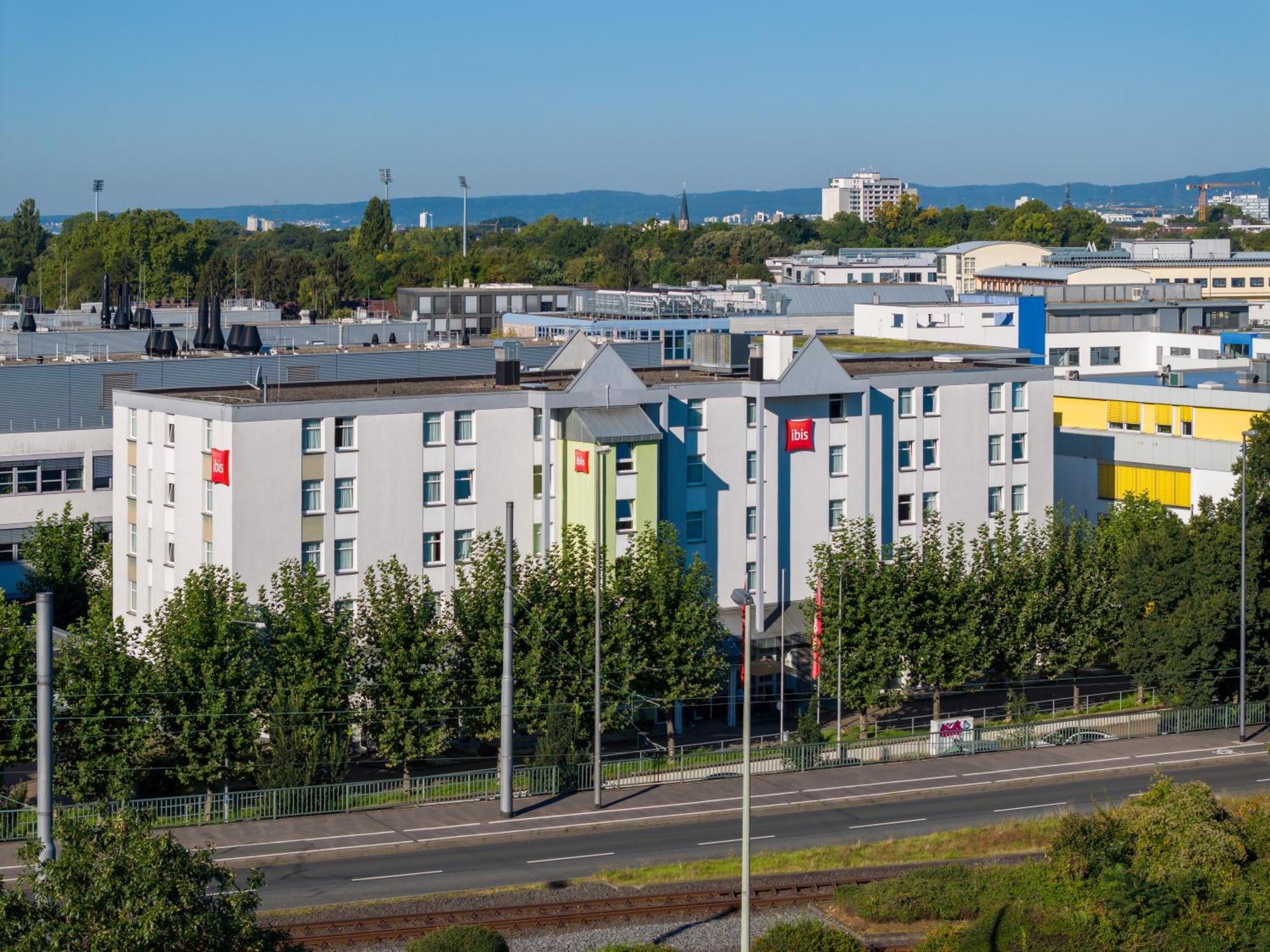 Ibis Hotel Frankfurt Messe West Frankfurt am Main Exteriör bild