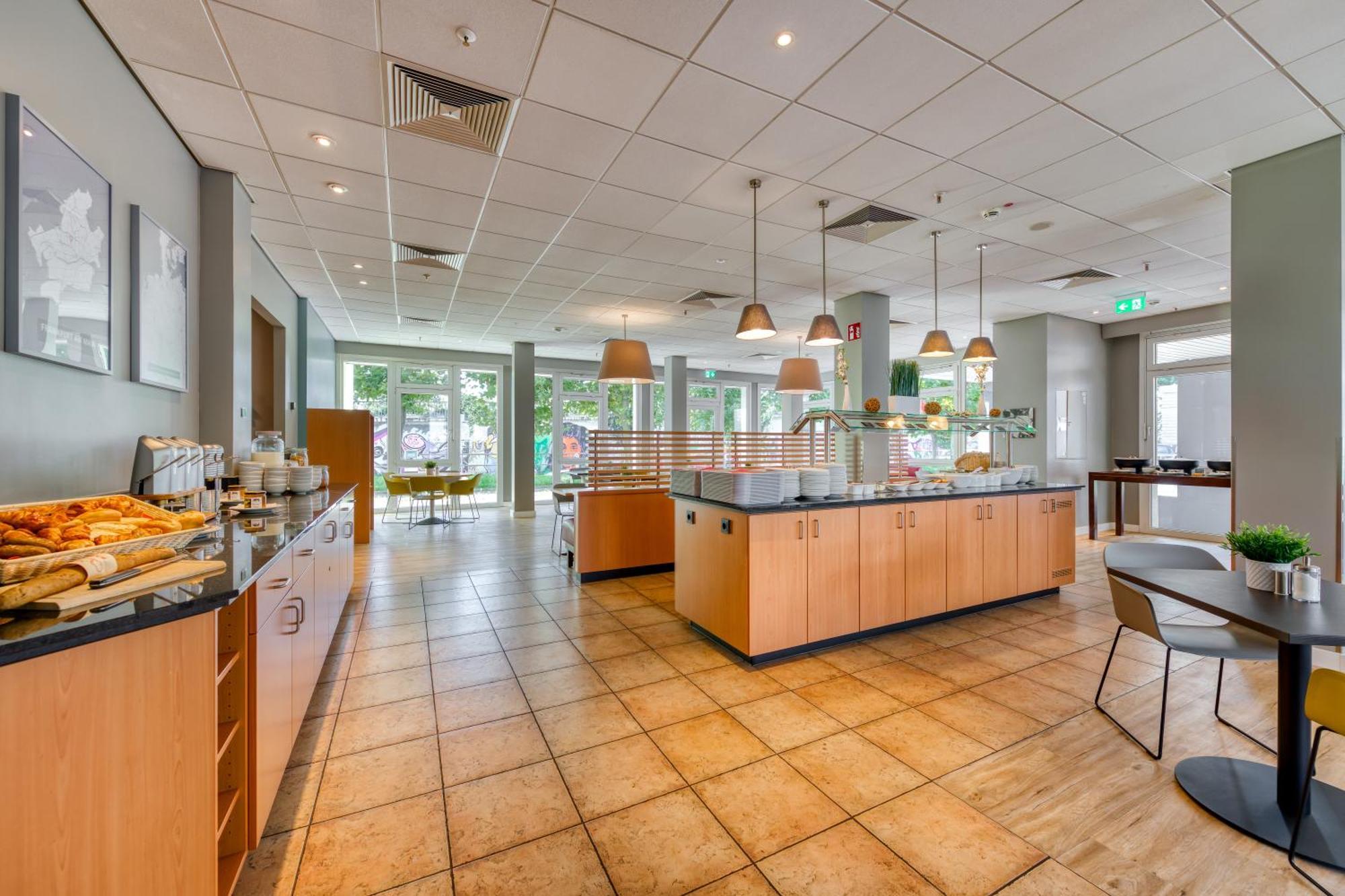 Ibis Hotel Frankfurt Messe West Frankfurt am Main Exteriör bild