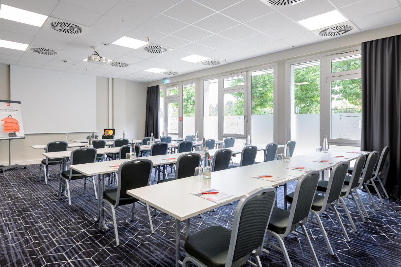 Ibis Hotel Frankfurt Messe West Frankfurt am Main Exteriör bild